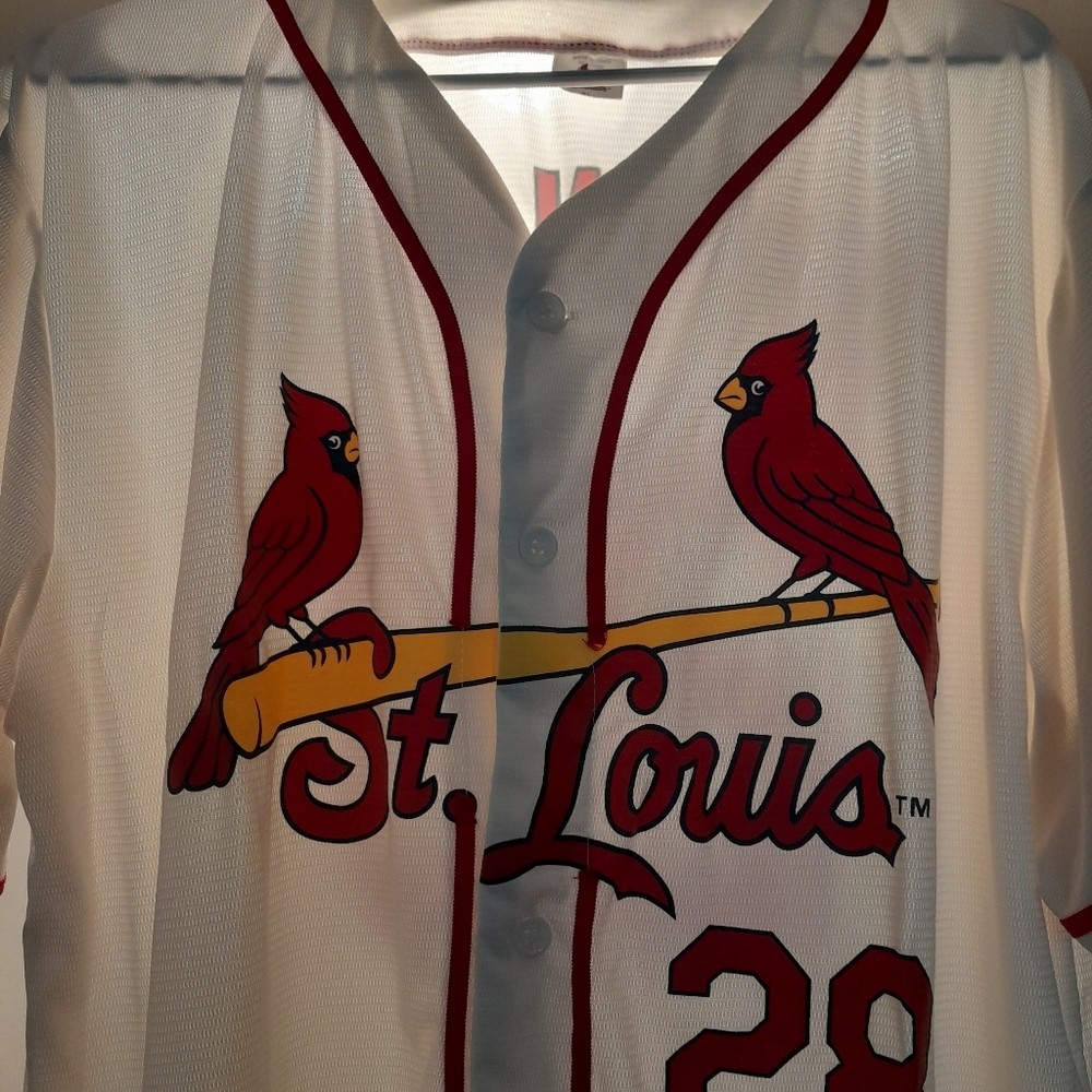 ST L CARDINALS XL OFF WHITE ARENADO #28 JERSEY. V NECK BUTTON DOWN FRONT NEW!